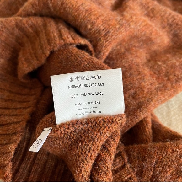 Howlin brown textured wool sweater - Picture 7 of 14